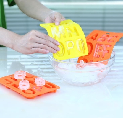 26 Harfler Tasarım Kauçuk Ice Cube Tepsi, Esnek Ice Cube Tepsiler Sağlıklı