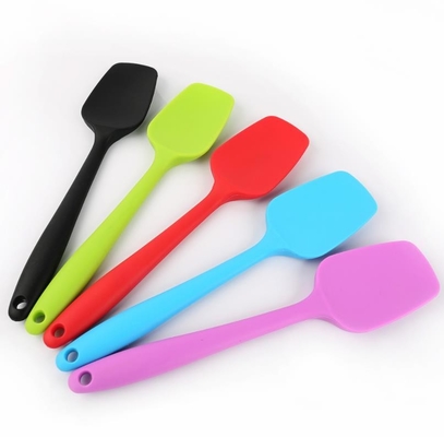Yüksek Sıcaklık Çekirdeği Silikon Yapışmaz Spatula Büyük Boy Özel Renk